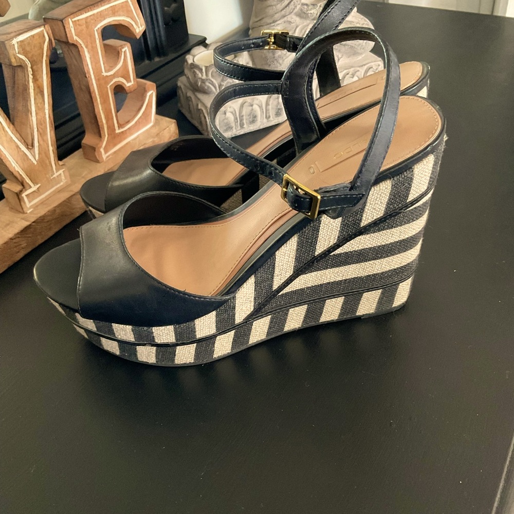 Aldo wedges new size 8